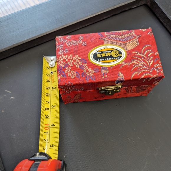 Chinese meditation baoding musical balls in a fabric covered case. EUC - Picture 2 of 4